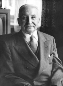 Ludwig von Mises Institute [CC BY-SA 3.0 (http://creativecommons.org/licenses/by-sa/3.0/)]